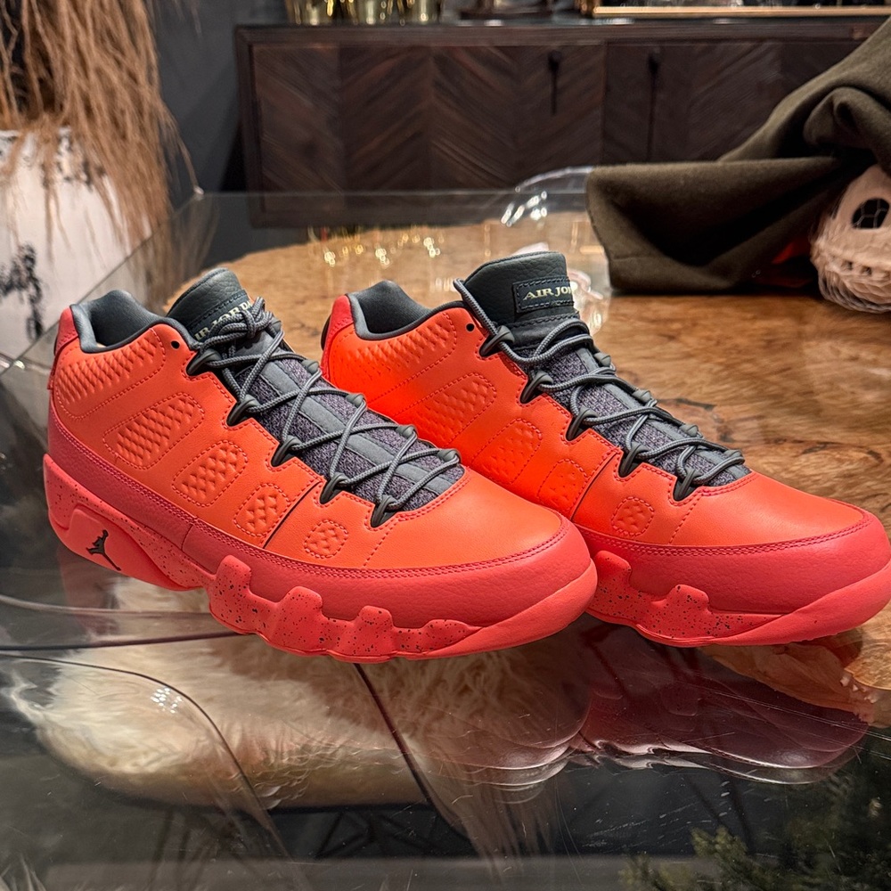 NWT Jordan Men's MANGO AIR JORDANS